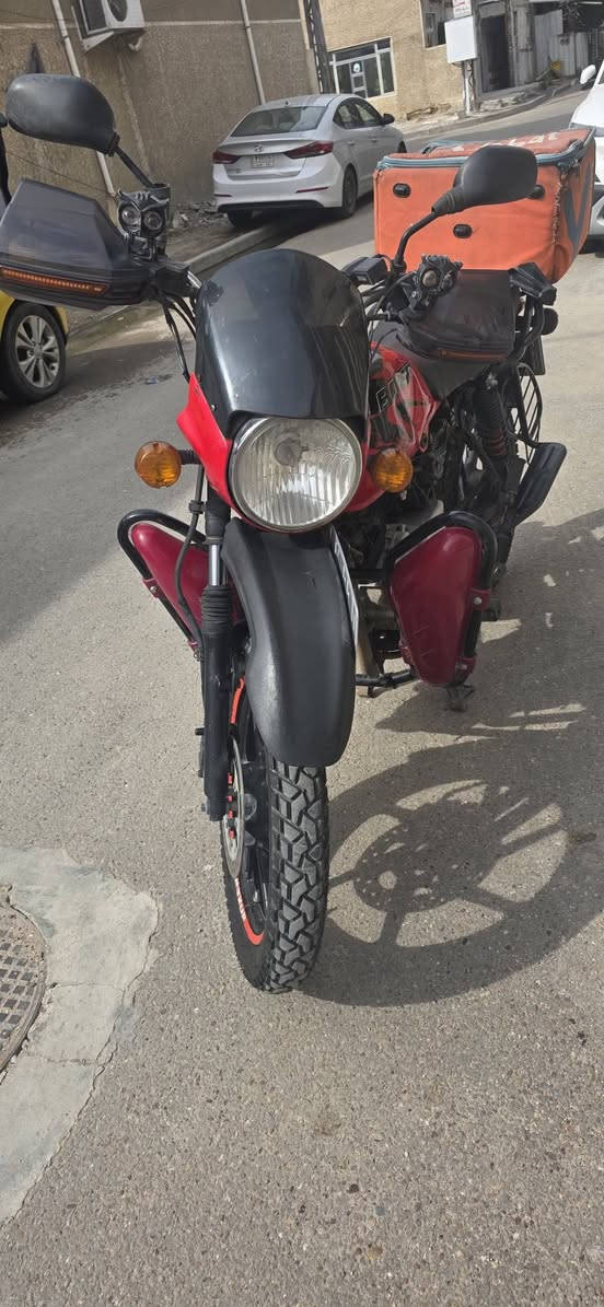 للبيع: بوكسر 21 رقم بغداد
دراجة نظيفة  شغل واصعد 
​موديل 2021.
​رقم بغداد، تحويل ثاني يوم.
​السعر: (1800).
​الاستفسار: مراسلة الخاص أو الاتصال***********
