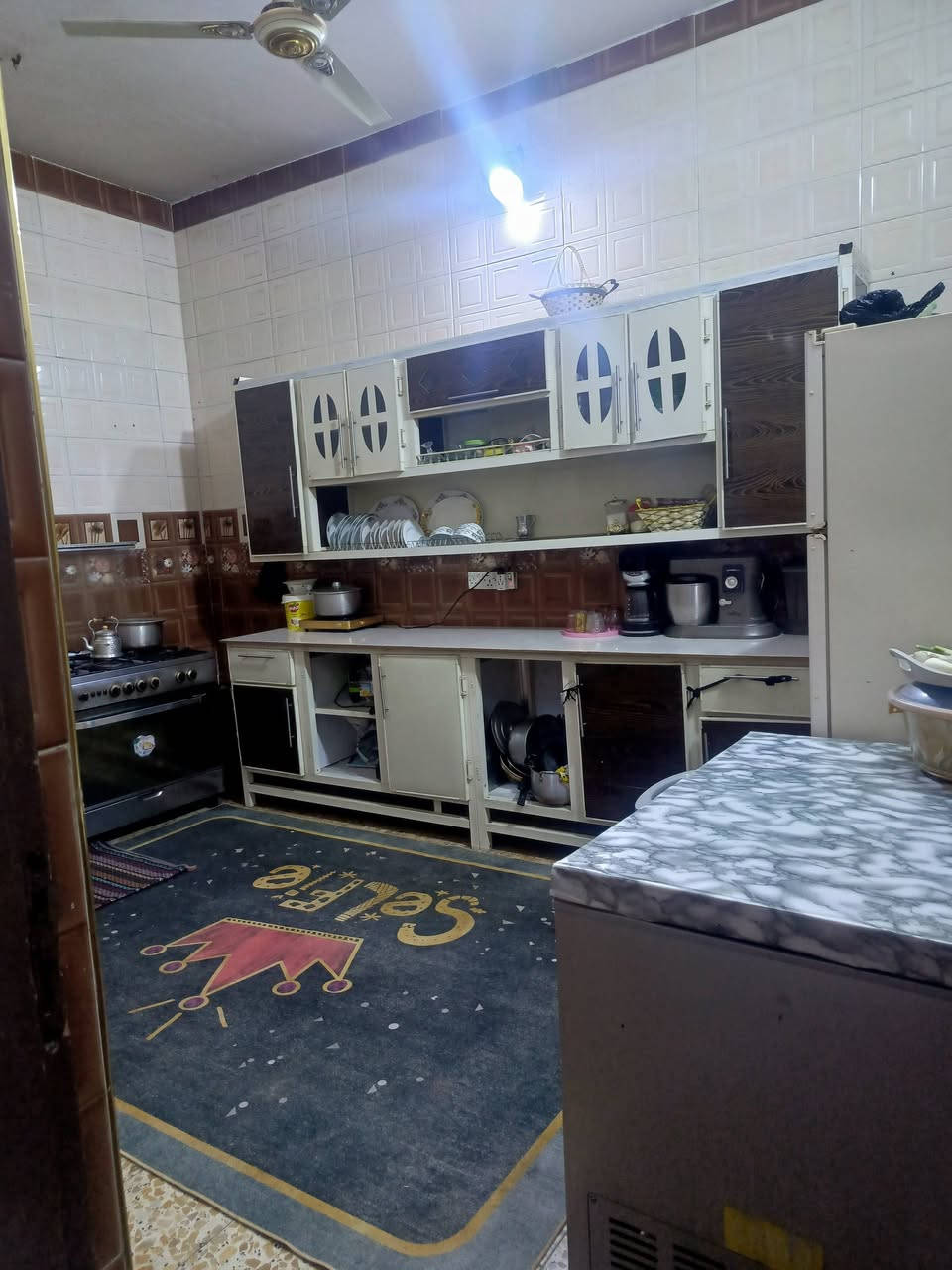 سلام عليكم بيت للبيع  مساحه ١٧٠متر البيت بي ٤غرف وربع حمامات موزع  استقبال مطبخ سيراميك  البيت جاهز العنوان ابو الخصيب محيله طريق الوسطي شارع قمر بني هاشم السعر 136بي مجال  للعلم الجوارين ذهب الله شاهد  شارع عشره متر اجو البلديه اخذو قياسات وراح يتبلط  ***********
