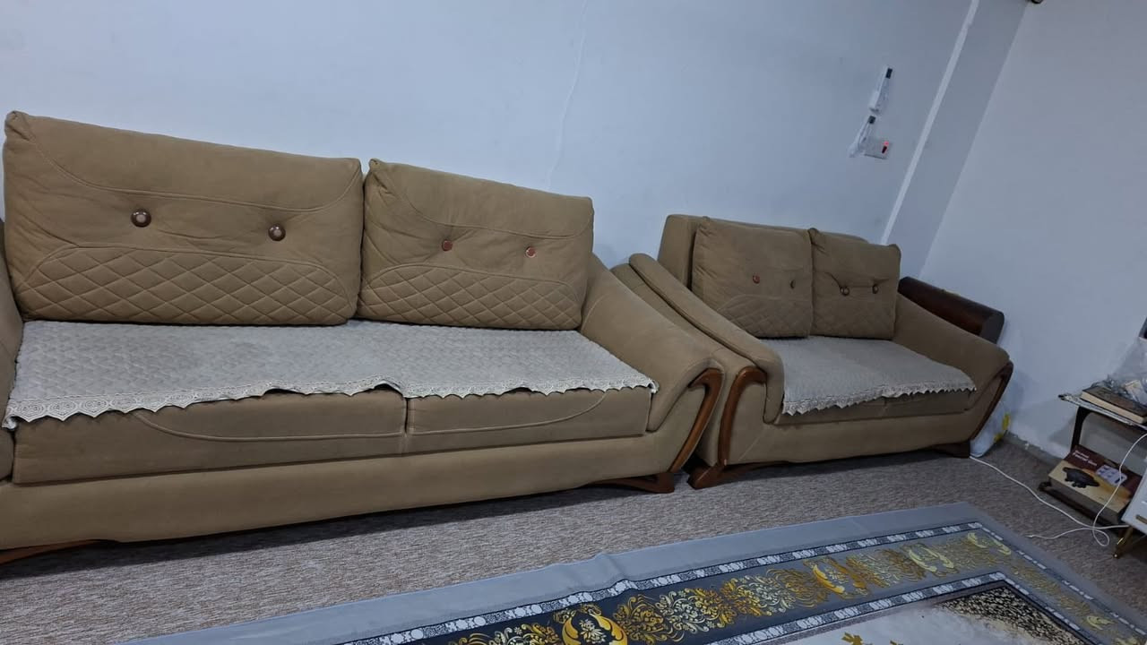 صباح الخير قنفات لون بيجي 8نفرات ولون رصاصي خمس نفرات للبيع ويابعض ب450الف


**إذا كنت صاحب هذا الإعلان وتريد حذفه لأي سبب، رجاءا أرسل رسالة إلى الدعم الفني**