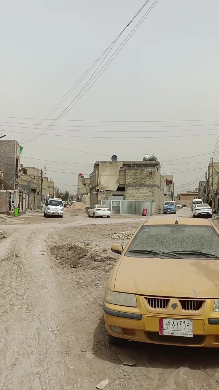 ***********
الظباط الثانية الفرع الأول قرب المحطة الصفرة

