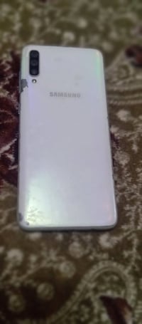 جلكسي A70 • ١٢٨ جيجا • حالة ١٠٠٪