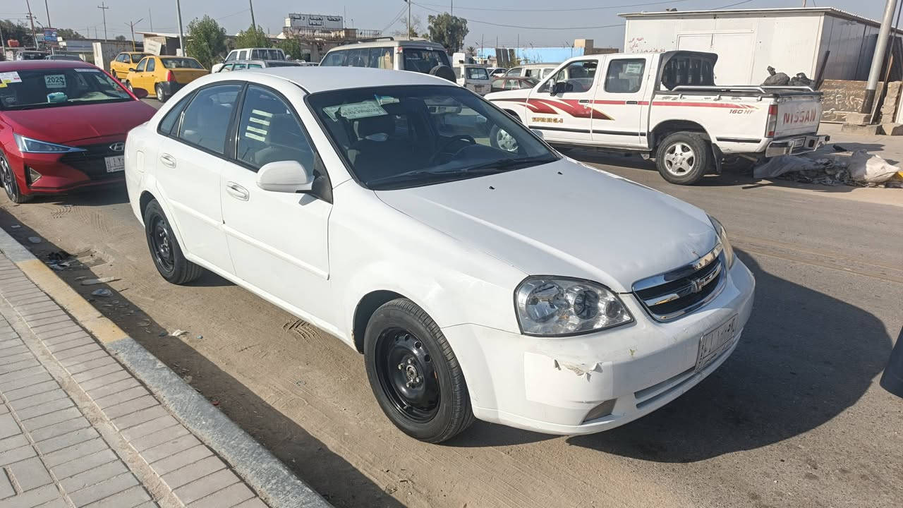 السلام عليكم ورحمة الله وبركاته 
اوبترا موديل 12 
سياره جاهزه للاخير كير مكينه حداديه كهربائيات خليجي 1600
مسكر بيها بارد بالجاملغ الامامي جهة السائق والدوسه تكحيل فقط مو صبغ تكحيل 
السعر 85 وبيها مجال حگ الجيه 
المكان السماوه 
*********** 
شراي اتصل وبيك خير وادلل
