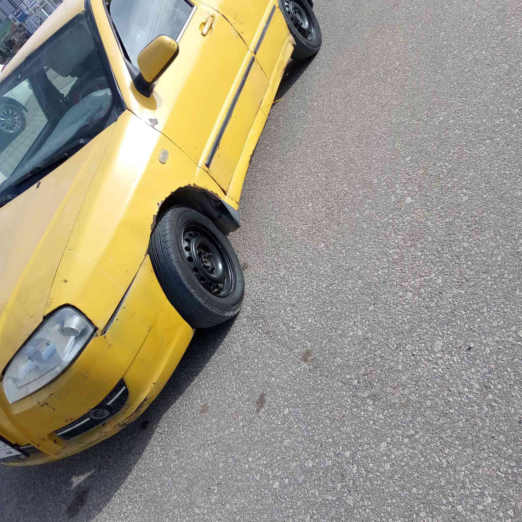 شيري كوين موديل 12 كير محرك مكفول جدد شادهن مال حاويه
شواصي بلاد 
كير عادي 
سنويه لل27 تحويل مباشر ثاني يوم 
عليها غرامه 250
وهيئه 200 
ذني ع مشتري 
السعر 15 
***********
مكان السياره كربلاء
