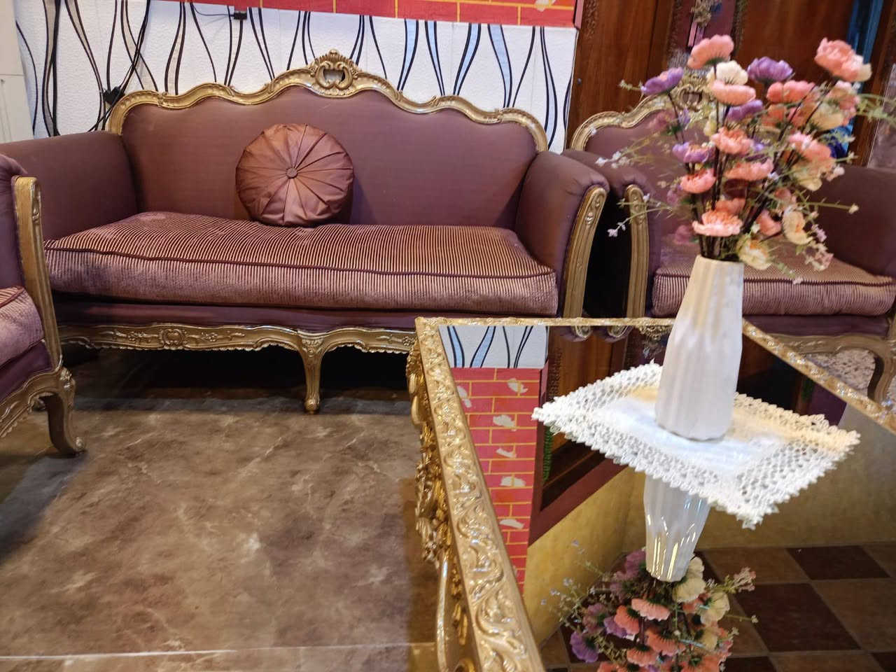 تخم للبيع السعر 400 وبيهة مجال العنوان شط العرب ***********
