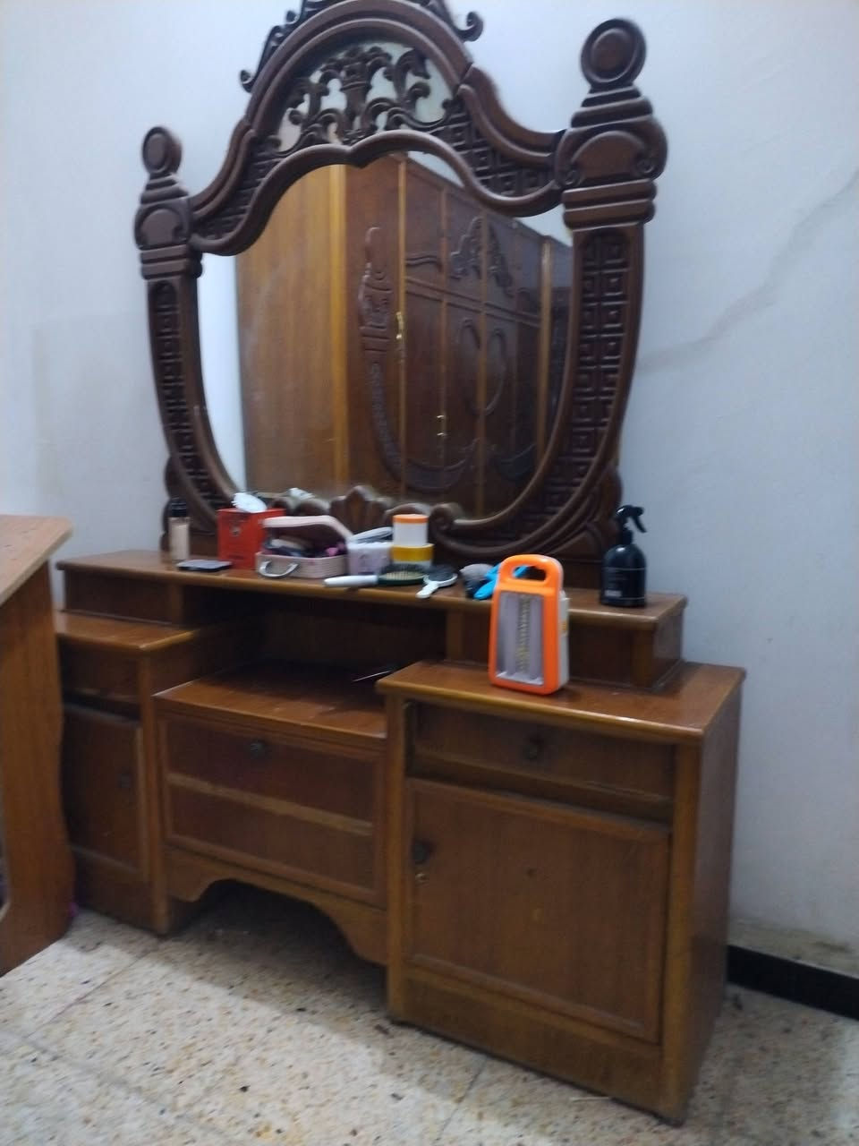 غرفة نوم للبيع نقص كنتور السعر خاص


**إذا كنت صاحب هذا الإعلان وتريد حذفه لأي سبب، رجاءا أرسل رسالة إلى الدعم الفني**