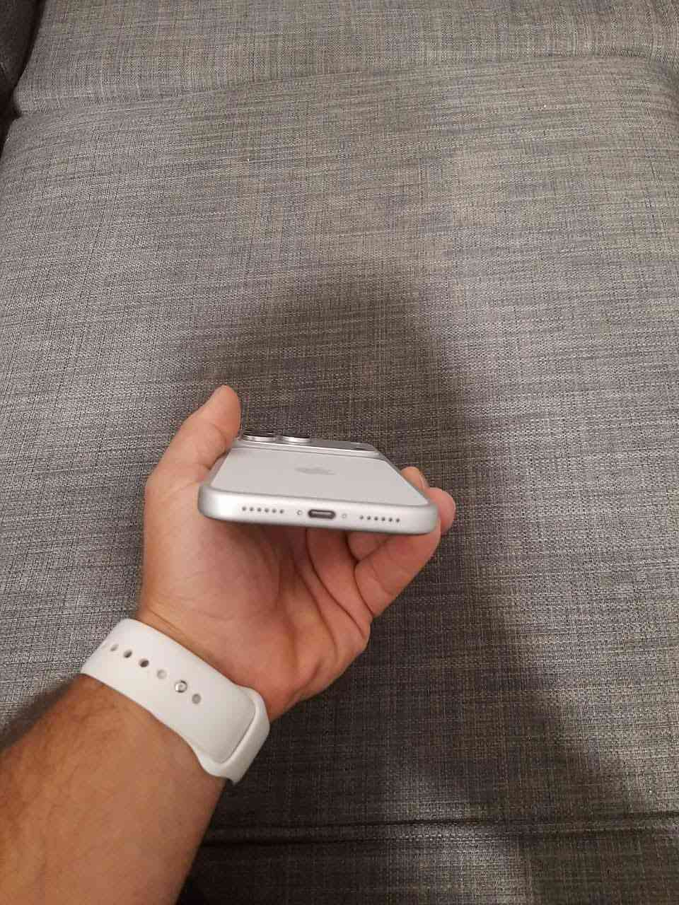 البيع فوال مواصفات بطاريته 100٪سعرها مليون 600***********
