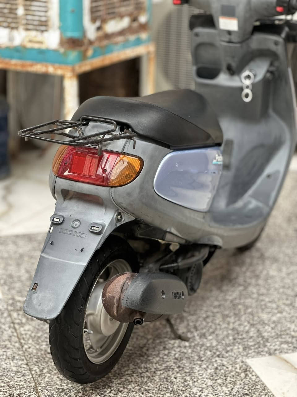 السلام عليكم دراجة منغولي جديدة جداً مال حاويه يوم 11/11  صارلها شهرين من نزلتها من الحاويه  مكفولة كفالة عامة من الفتح وكلشي موديل 2007 واحلى من الصور بهوائه تجي وتشوفها بعينك السعر 900 وبيها مجال مكاني كربلاء رقمي ***********
