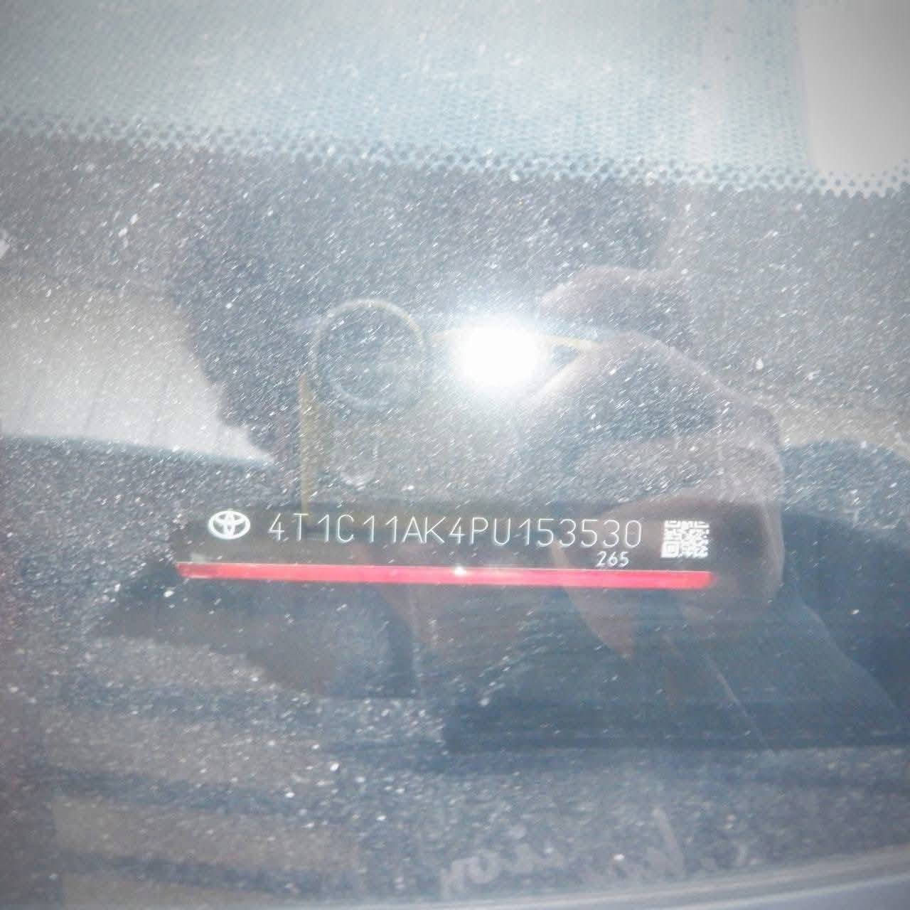 السلام عليكم
عرض 2023 TOYOTA CAMRY LE
سياره بدون صبغ فقط بارد 
Eco_normal_Sport  
محرك 4 سلندر 
رادار امامي  
قيادة ذاتية    
ارباگات بيلادي بدون ايرباك 
عداد المسافة 27,000mi مايل 📏 
رقم الشاصي موجود في الصور 
مكان سياره الكوت 
بلا رقم تترقم جميع المحافظات 
 واتس موجود
  ***********
***********
