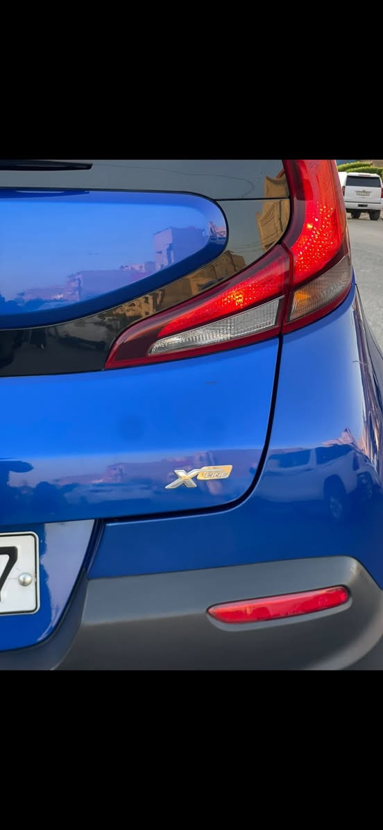 لسلام عليكم
صول 2020 رقم اربيل
كلين بدون حادث حتىً دعاميات بلاديه بدون صبغ (بارد شبر بالجاملغ)
مواصفات  اكس لاين
تو كلار
توقف ذاتي
رادار امامي
رادار جانبي 
مثبت سرعه
شاشة كبيره
كامره دوارة
كار بلي
تحكم ستيرن
ماشيه 48 mi
سيارة جديده وماتتقارن بالسياره بيه حادث
  
السعر 147 
***********
