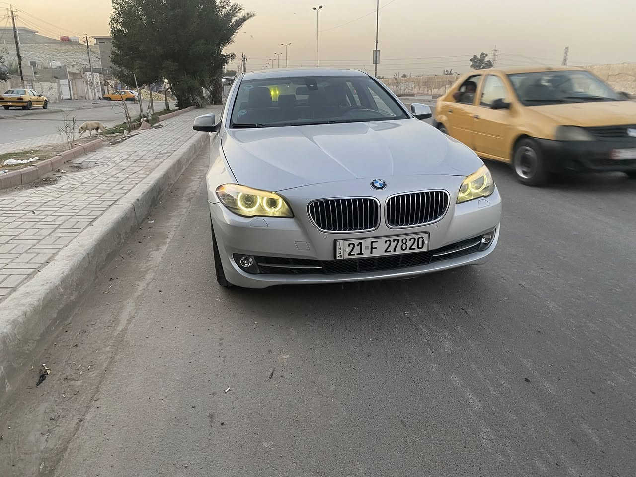 بي ام دبليو حجم 530 موديل 2011 محرك n52 المرغوب خليجي وكالة العروش فول مواصفات بيبان شفط شفتات ستيرن شاشة كبيرة مناخين تبريد وهواي بيها تفاصيل 
بيها حادث من الخلف مبدل قبق جنطة اصلي ومبدل البدنة الخلفية والچاملغات الخلفية بيهن صبغ اضافة للباب الخلف السائق انصبغ اثر شخوط وصور الحادث والتعمير مالتها موجدات لليحب يدخل خاص او يتصل اشوفه التفاصيل السيارة عارضها ب(135$)ورقة  وبيها مجال مكان السيارة بغداد المدينة وهذارقمي   ***********
