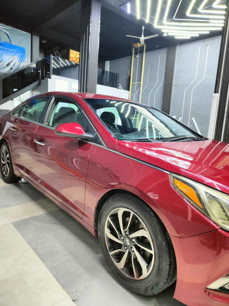 السلام عليكم ورحمة الله وبركاته
سوناتا حمراء اللون 2016 وارد امريكي بيها جاملغ جهة السايق وبنيد مكينة 2400 GDI اربيل باسمي مطلوبة 280 الف غرامات اربيل ( ابيع تحويل مو وكالة ) السعر 103 مكانها بغداد 
***********
