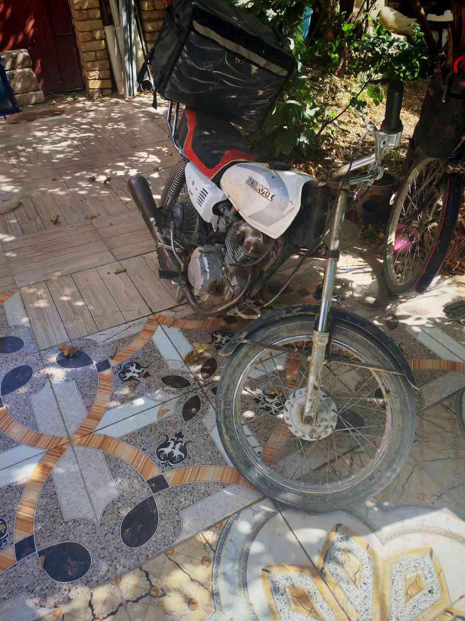 دراجه كلك كلك الشراي يجي خاص ب250 وبيه مجال مكاني حاوي العباس رقمي ***********
