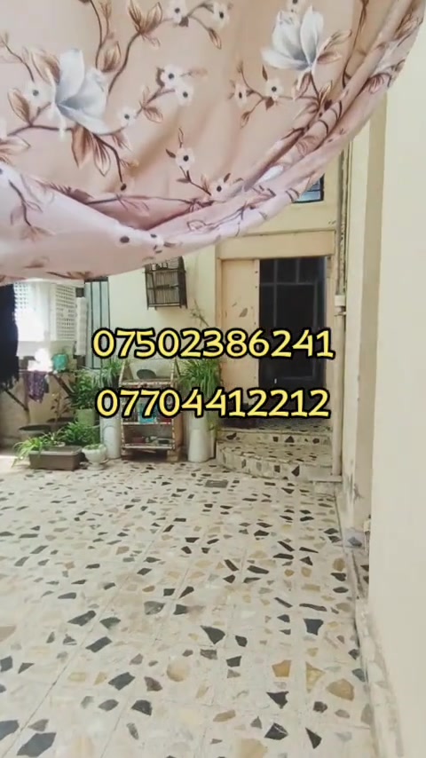 دار للبيع في منطقه حي الجزائر والمساحه 161 متر الدار مكون من اربع غرف نوم الطابق الاول يمكن فصله مع الطابق الثاني الدار يفيد المستثمرين السعر مناسب للاستفسار الاتصال على الارقام  *********** *********** #الموصل_دهوك_اربيل_بغداد_كركوك #CapCut #موصل_بغداد_كركوك_حله_نجف_بصره #الشعب_الصيني_ماله_حل😂😂 #متابعه_ولايك_واكسبلور_احبكم 
