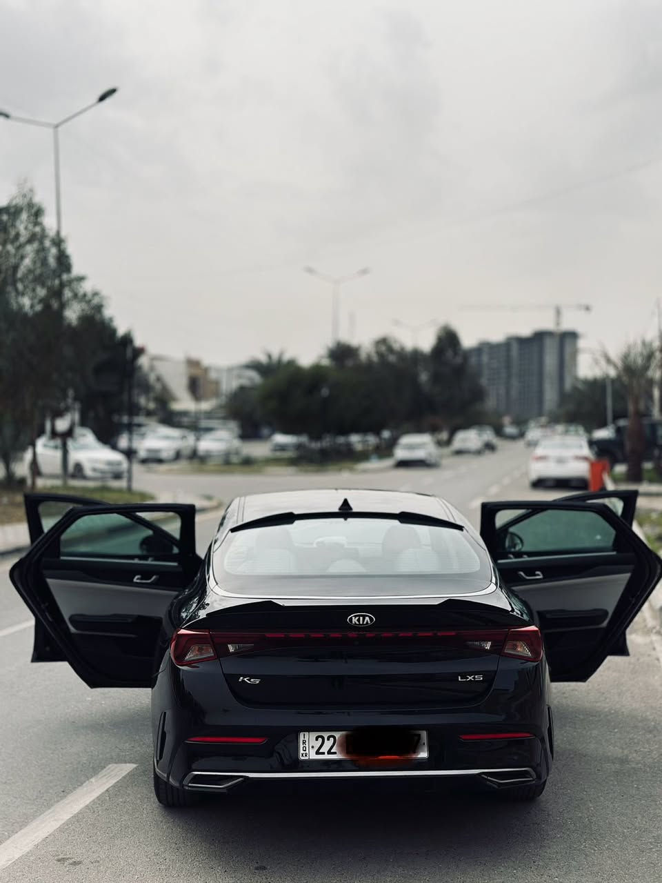 السلام عليكم
للبيع او مراوس حسب القناعه 
كيا k5 موديل 2021
محرك 1600 تيربو صاروخ 
4 بصمات 
تشغيل عن بعد 
مود قيادة 4 انضمة 
تحديد مسار 
سياقة ذاتية 
رادار امامي توقف ذاتي 
رادار خلفي توقف ذاتي 
ردارات جانبية بالمرايات تحذيرية 
شاشة كار بلي 
ماشية 50 
داخل اوف وايت اجة شي قليل بالامريكي
السيارة حيل نضيفة 
شرط التحويل
السعر 155 وبيها مجال بسيط 
للاتصال ***********
مكان السياره الحريه
