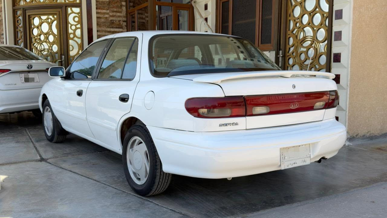 كـيا سيفيا
موديل 1996
مكينه مسكر
مصبوغة حزام للجمالية 
السيارة جاهزة من كلشي
بغداد بسمي تحويل ثاني يوم
السعر 50$ وبيها مجال بسيط مكاني بغداد 
للأستفسار اكثر ***********
***********
