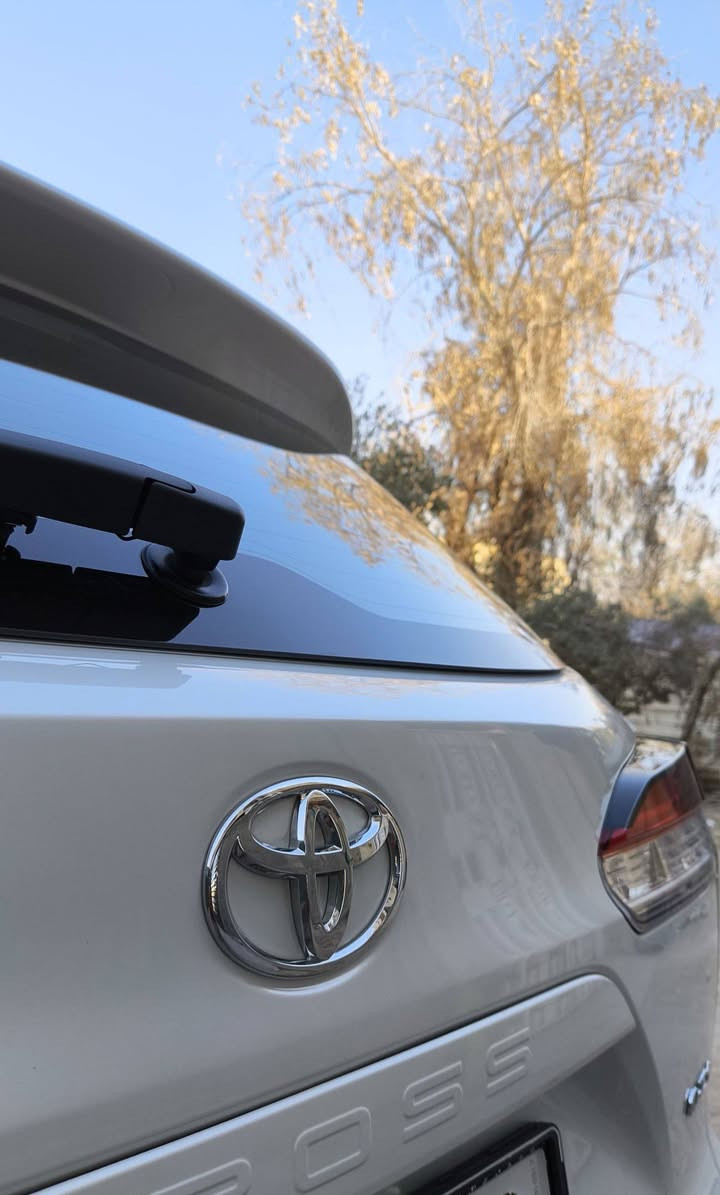 للبيع  كورولا كروس هايبرد 25 زيرو كفاله عامه  محرك 2000             ماشيه 18 الف فقط.   قابل للزيادة 
((نظام كفيل ومقترض راعي السياره في كربلاء )).   عله المصرف الصناعي استقطاع إلكتروني مباشر 
فول مواصفات بصمة تشغيل وابواب سلايت وبروجكتر وحمالات اسود كشنات مخمل رادارت وبعد اكو مواصفات .
 مرقم وجاهز بغداد تستلم وكالة 
السعر 150 بيه مجال جداً جداً بسيط للشراي 
***********///***********
عنوان السياره وراعي السياره ابو السنوية في كربلاء المقدسة
