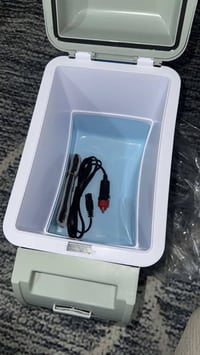 ثلاجة • للبيع