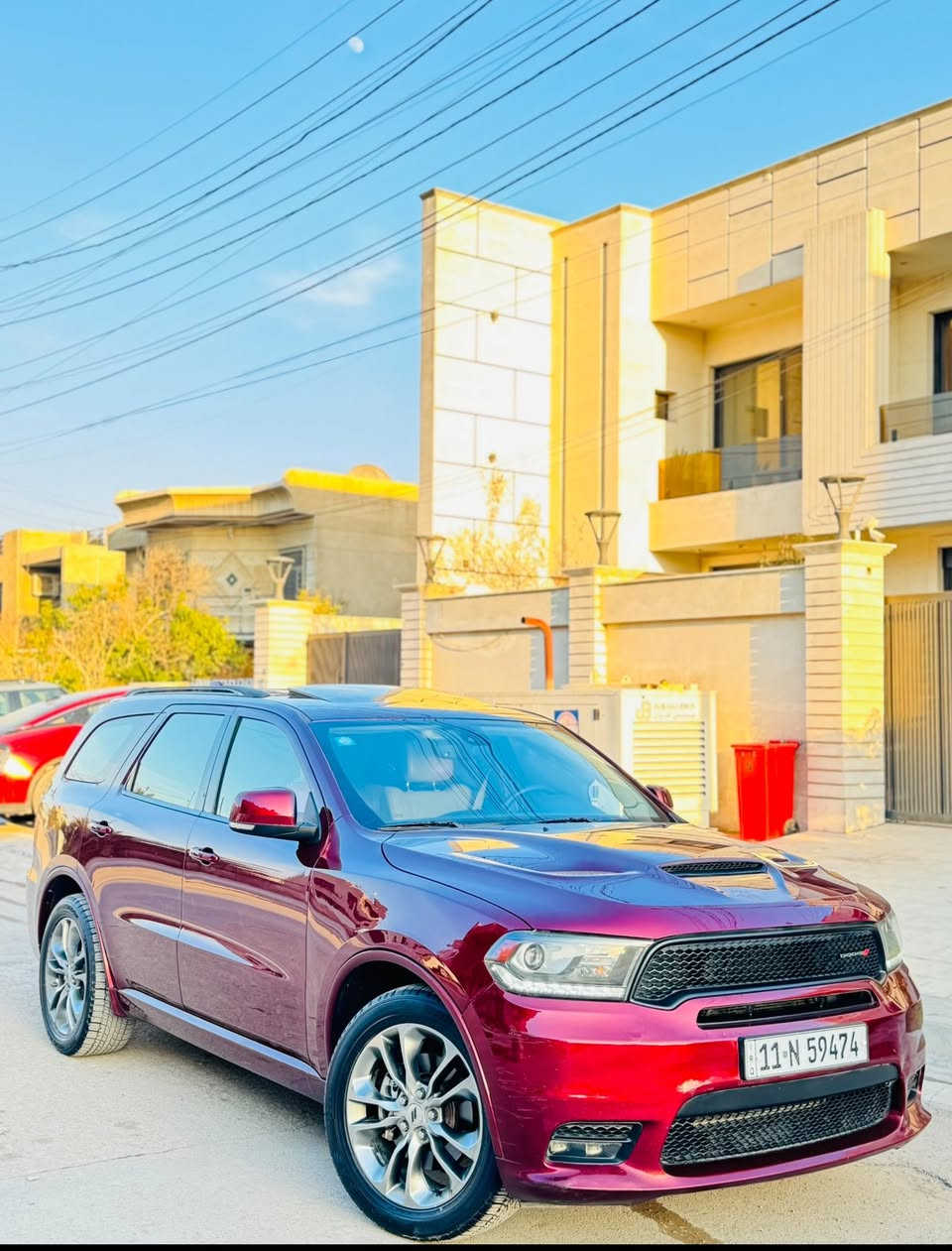 السلام عليكم للبيع دورنكو 2020.  GT
رقم بغداد بسمي هزه وفحص جديده 
خليجيه وكالة ليث العبيدي مكفوله كفاله عامه 

معروضه 255وبيها مجال 

رقم الهاتف ***********

مواصفات فول 1/1.  GT 
فتحه سقف 
كشنات جلد 
كشنات حار بارد
ستيرن هيتر 
شاشه جبيره 
انضمه قياده سبورت ايكو 
صندوق كهربائي 
تحكمات ستيرن 
رادارات جوانب 
مثبت سرعه 
كشنات كهربائيه 
ماشيه 61
حساسات امامي خلفي 
مانع تزحلق 
فور ويل 2X4. تويل 
شتغيل عن بعد 
رادار خلفي 
تبريد 3 قطع 
كشنات خلفيه هيتر 
نضام ملاحه خرائط 
ستيرن كهربائي 
أتو ستوب توقف ذاتي 
لايت زنون اصلي 
تخم تاير جديد

رقم الهاتف ***********
