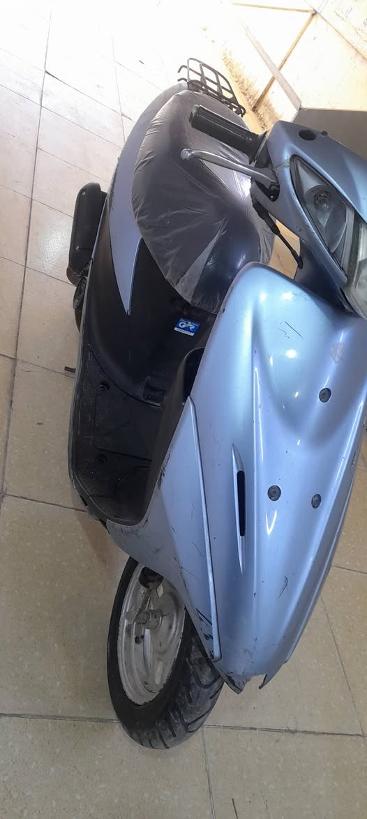 للبيع . نقصهه نوزل فقط النوزل البيها حالياا  تعبان . دراجه معمره محرك كله جديد


**إذا كنت صاحب هذا الإعلان وتريد حذفه لأي سبب، رجاءا أرسل رسالة إلى الدعم الفني**