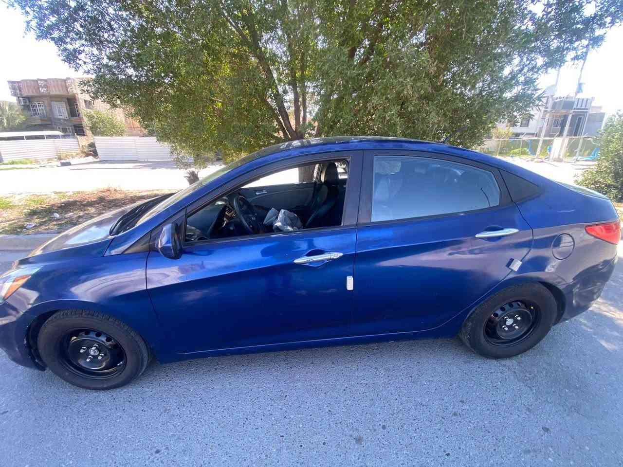 اكسنت 2016 سياره جديده مكينه 1600 
حادثه خفيف كلش بدون ايرباك 
سياره مصبوغة بسبب جراد ليبل واحد بدون تبديل 
كير مكينه صدر تبريد كله جديد مابيه أي نقص 
رقم إنكليزي الجديد بسمي سياره هزه جديده سنويه جديده مكان سياره بغداد *********** واتساب هم موجود 
عارضه,85 وبيه مجال بسيط
