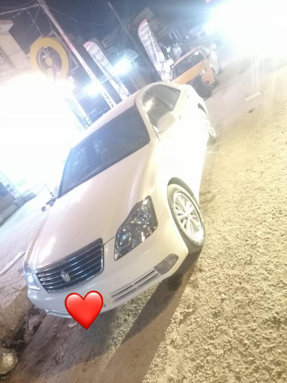 شاهينة ادوات مكفوله
موديل ٢٠٠٧ 
سعر ٥٠ ورقه وبيها مجال 
مكانها ديوانية
***********
