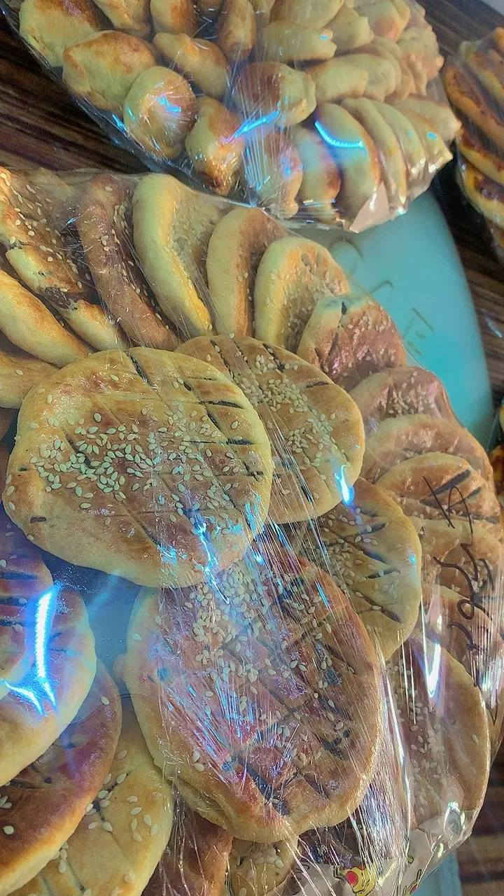 انفتح حجز كليجه العيد ثبتي حجز قبل العيد بيوم توصلج حاره للحجز والاستفسار التواصل على الخاص


**إذا كنت صاحب هذا الإعلان وتريد حذفه لأي سبب، رجاءا أرسل رسالة إلى الدعم الفني**