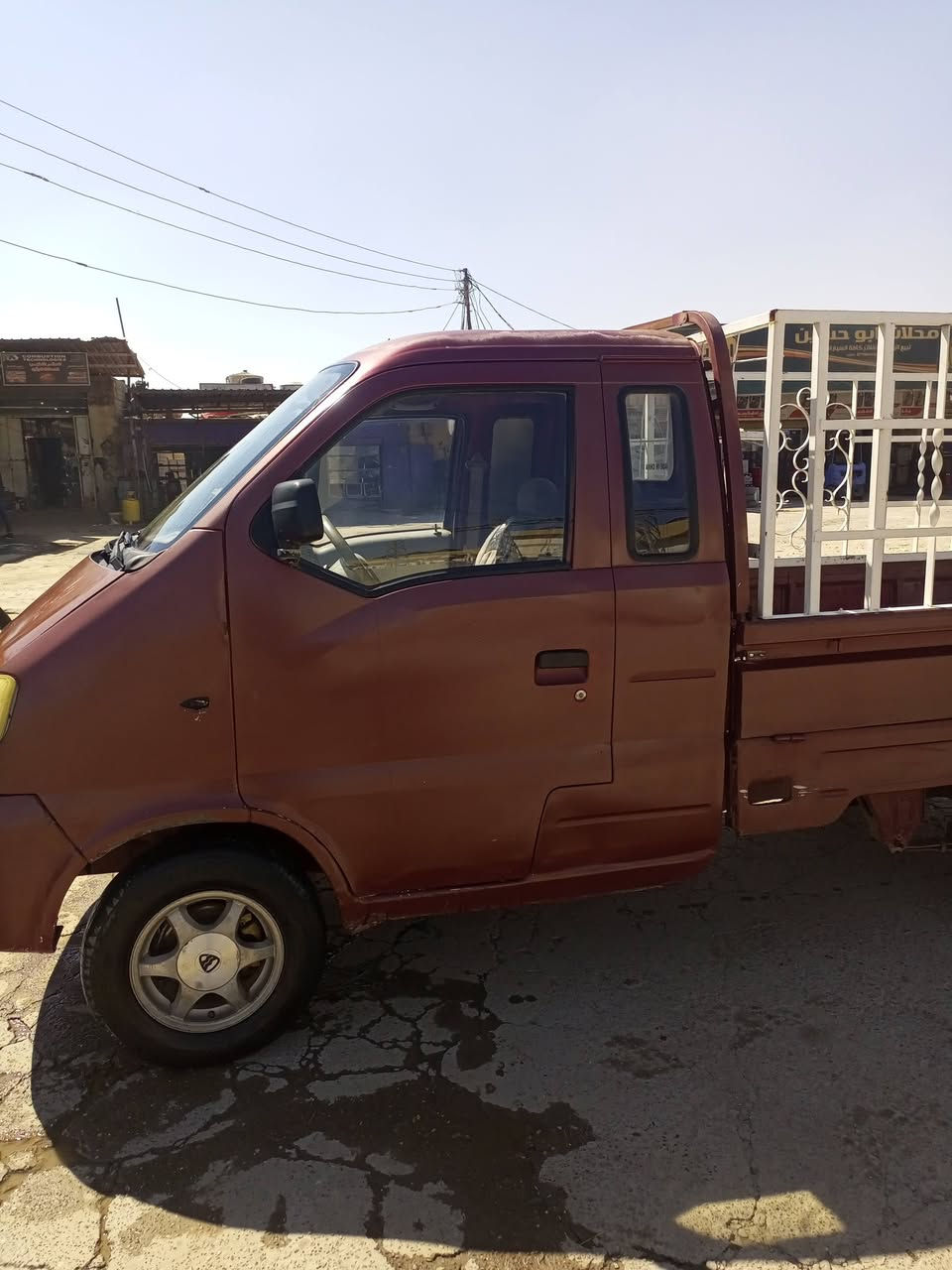 السلام عليكم 
سيارة هيفا للبيع
السعر 18 ورقه بيها مجال
محرك مابي شي
گير مابي شي
صدر جديد
بريك جديد
العنوان تكريت القادسيه
شغل واطلع للشغل كبل

رقم الموبايل ***********
