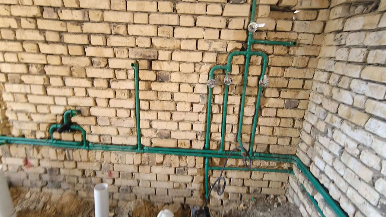 السلام عليكم سباك صحيات عام تاسيس ماي ومجاري
كادر متكامل عمل حسب المواصفات الهندسيه 
تاسيس بيوت بجميع الانضمه الكلاسك والحديثه
ربط منضومات 
تاسيس محطات 
تاسيس شلالات 
  هاتف +واتساب 
‏‪***********‬‏
