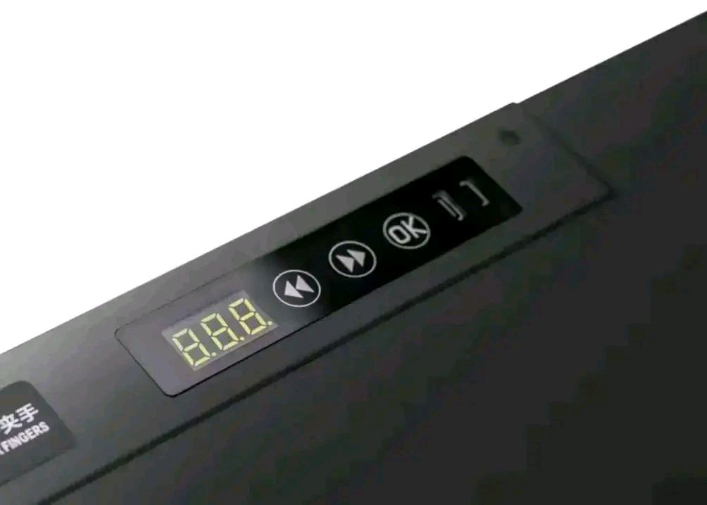 جهاز عارض داتا شو يشتغل لمس
وبي مثل مجره تطلع وتدخل عن طريق اللمس

ما احجيلكم ع وزن والله يمكن10 كيلوو كله حديد 
المهتم وشراي ينطي سعر بي بالمواقع كلش غالي يشهد الله


**إذا كنت صاحب هذا الإعلان وتريد حذفه لأي سبب، رجاءا أرسل رسالة إلى الدعم الفني**