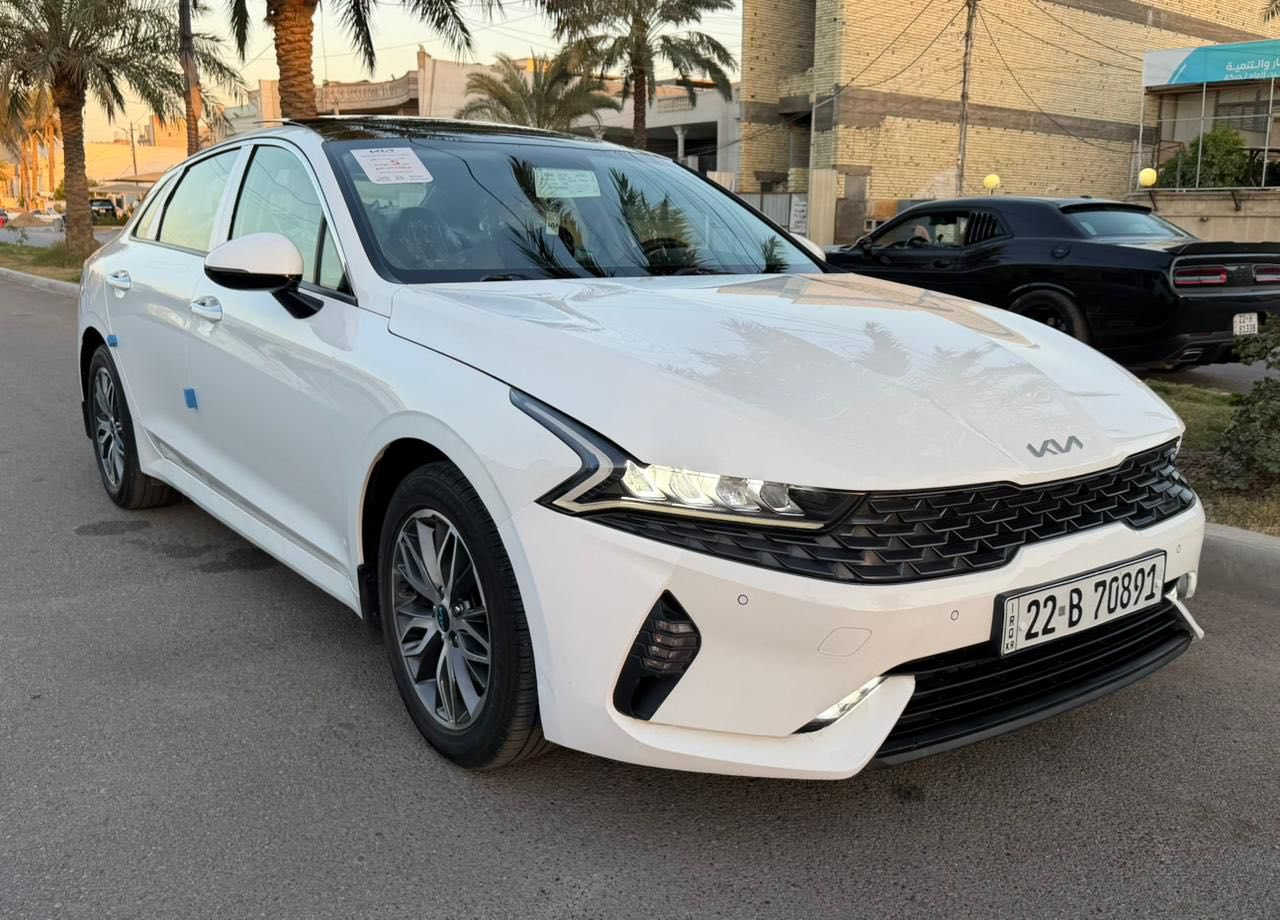 للبيع
كيا K5 خليجي 

موديل 2022 

فول مواصفات 

مكفوله من الصبغ والحادث والتبديل 

مكينه 2000 دوش 

مكانها بغداد 

ماشيه 45 الف كيلو متر حقيقي 

للاتصال ***********
