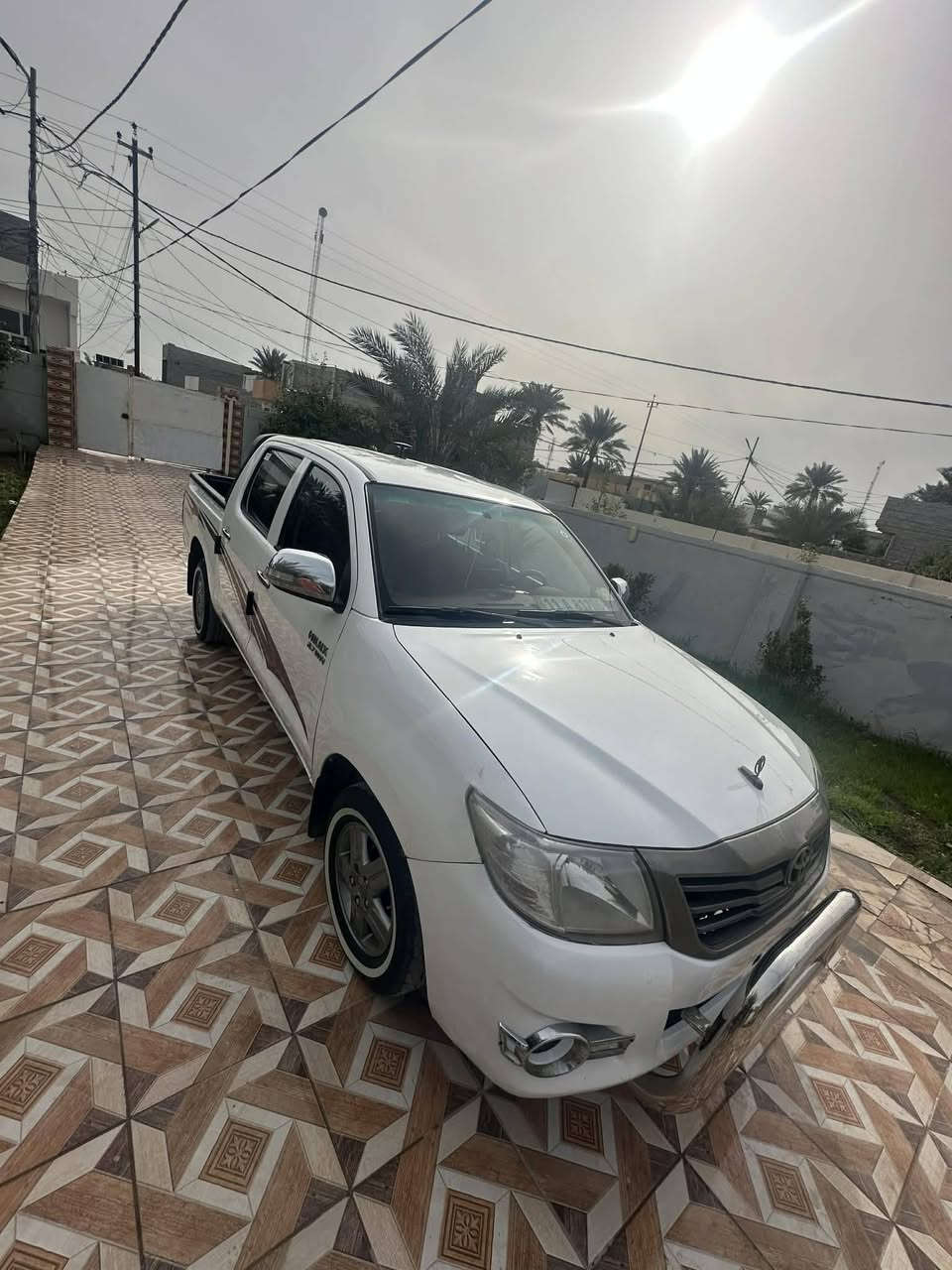 ١٤ رقم بغداد باسمي نظيف كلش فقط بارد خشم السياره الأيمن تخم تاير حدادية ١٠٠ %  اس استفسار رقم*********** وات ساب موجود
