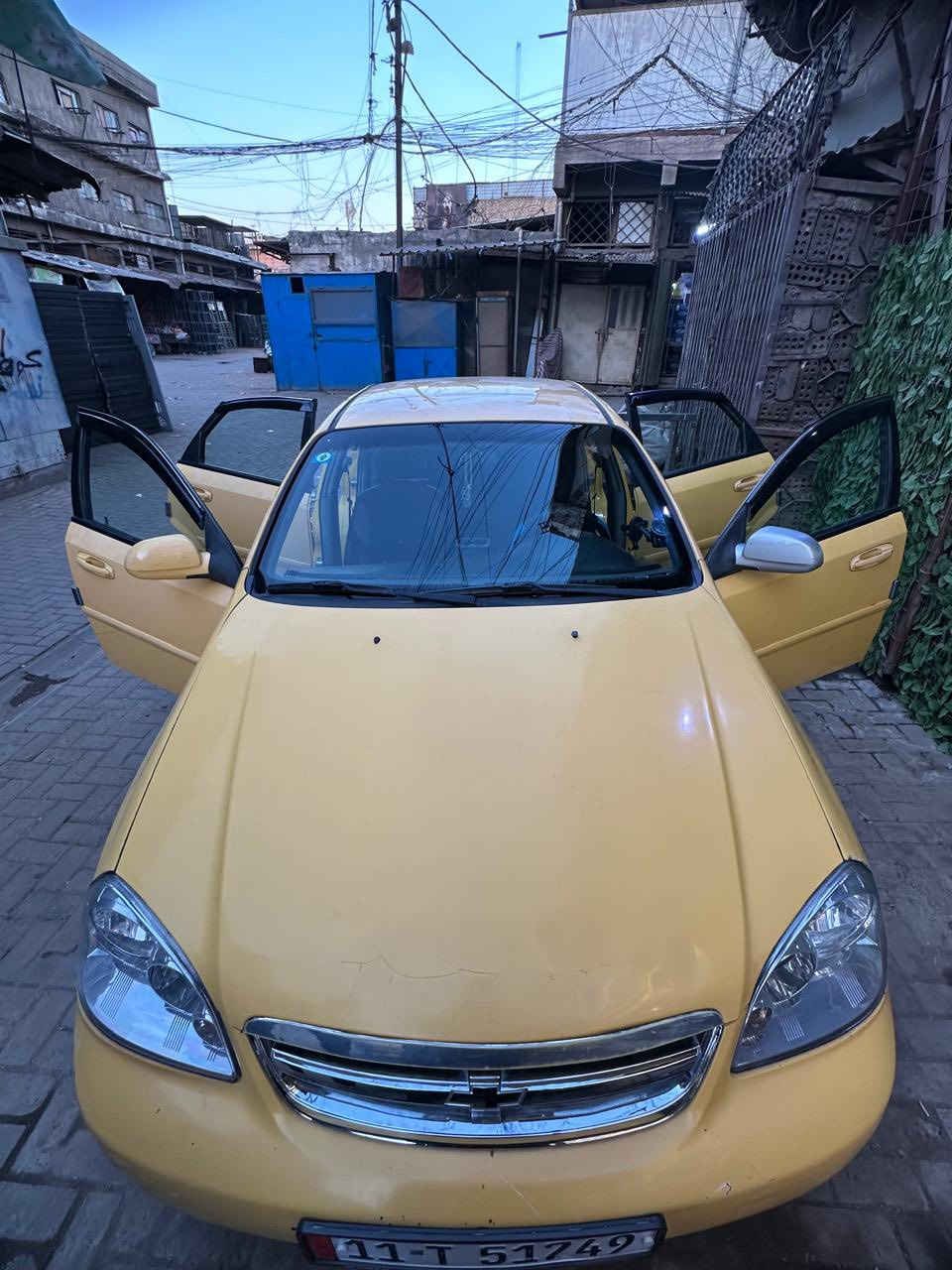 سلام عليكم اوبترا 2011شركه العامه بيه جاملغ معدل بارد لا شواصي ولا لغد
سياره بلاديه اي قطعه صبغ مابيه بس جارده مثل ما موضح بل صور 
مكينه وكير وصدر امامي وخلفي كله جديد قبل شهرين مبدلهن 
سياره متعوب عليه تبريد ثلج اي نقص مابيه كلشي بيه جديد 
رقم بغداد انكليزي سنويه لل 30 
هـ***********
