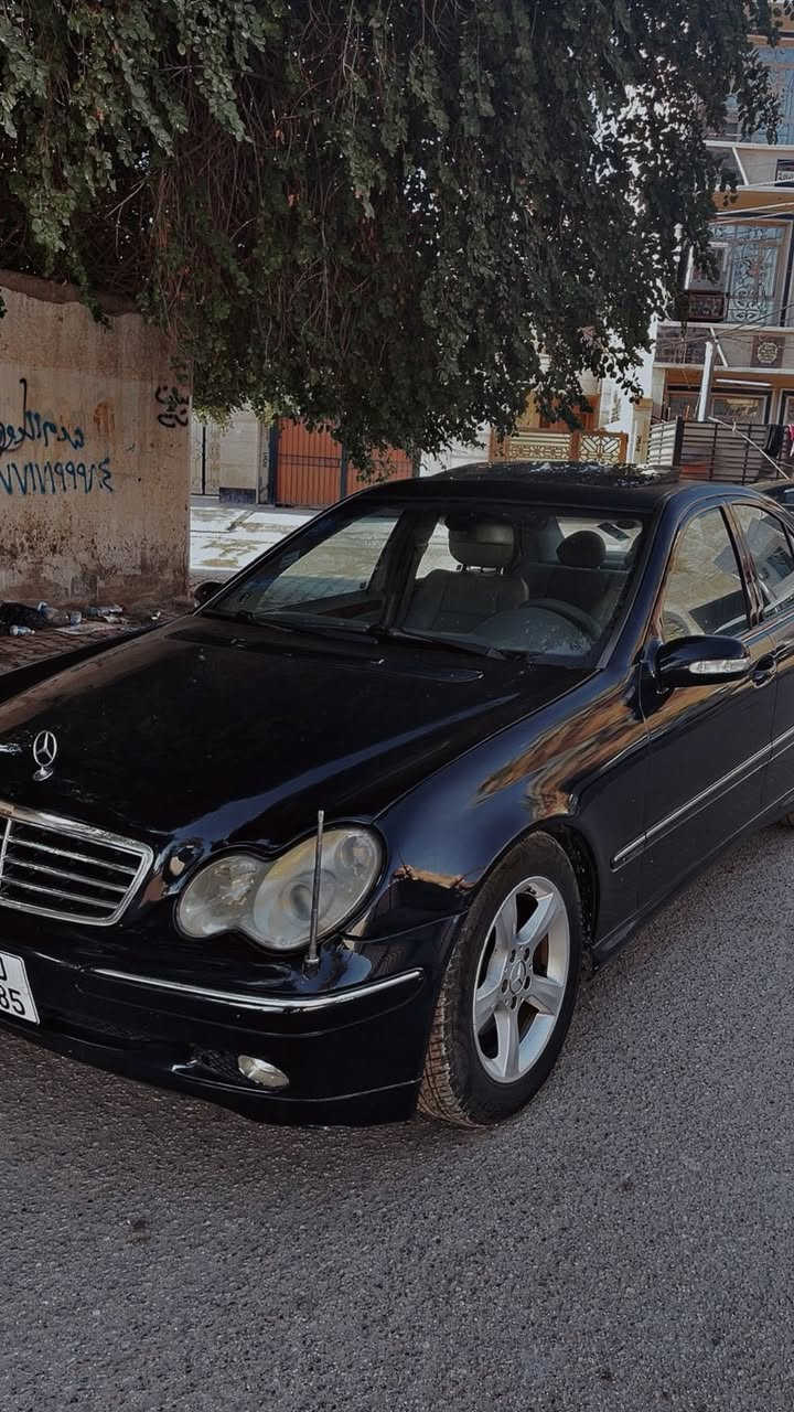 سلام عليكم 
مارسدس ام عيون 
2007
كير ومحرك خير من الله 
تخم تاير جديد
صدر جديد
رقم بغداد دولي
فول مواصفات
المكان بغداد العامرية 

‭0770 521 3360‬
