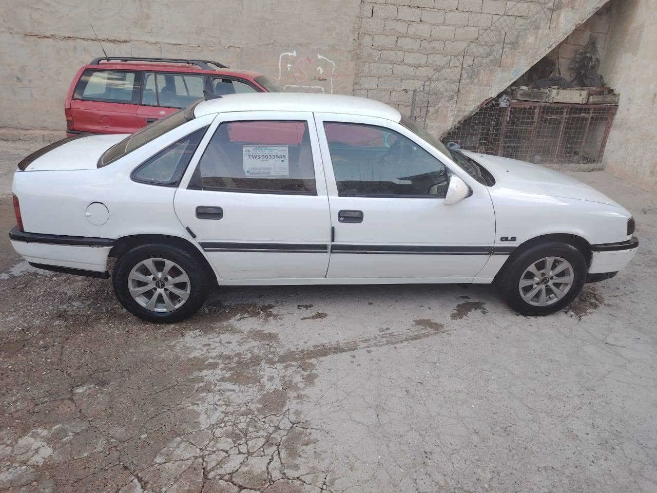 فكتره 16 موديل 91 كير ومحرك شرط شرط الوكاله وتحويل صبغ بوند وجاملغ بدون معجون السعر (40) ***********
