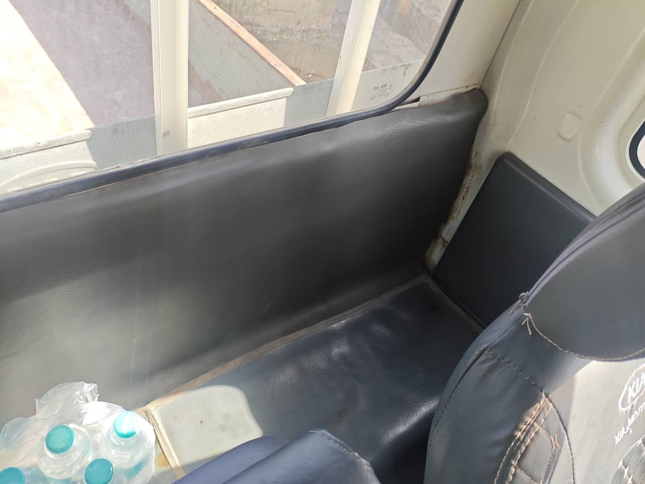 البصرة قضاء المدينة. بنكو مفتوح. وياها محجر. 2014. رقم انكليزي. نضيفه كلش. شاصي نضيف  *********** . بيه محجر كلش نضيف. سعر 112 وبيه مجال قليل.
