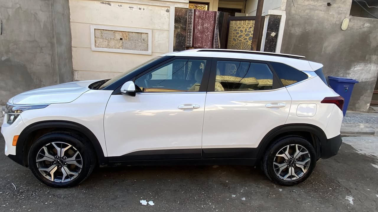 السلام عليكم شباب كيا سيتلوس للبيع موديل 23وارد امريكي حادثها بنيد ودعامية الصور موجودة رقم بغداد باسمي 
 *********** السعر 150 وبيها مجال بسيط
