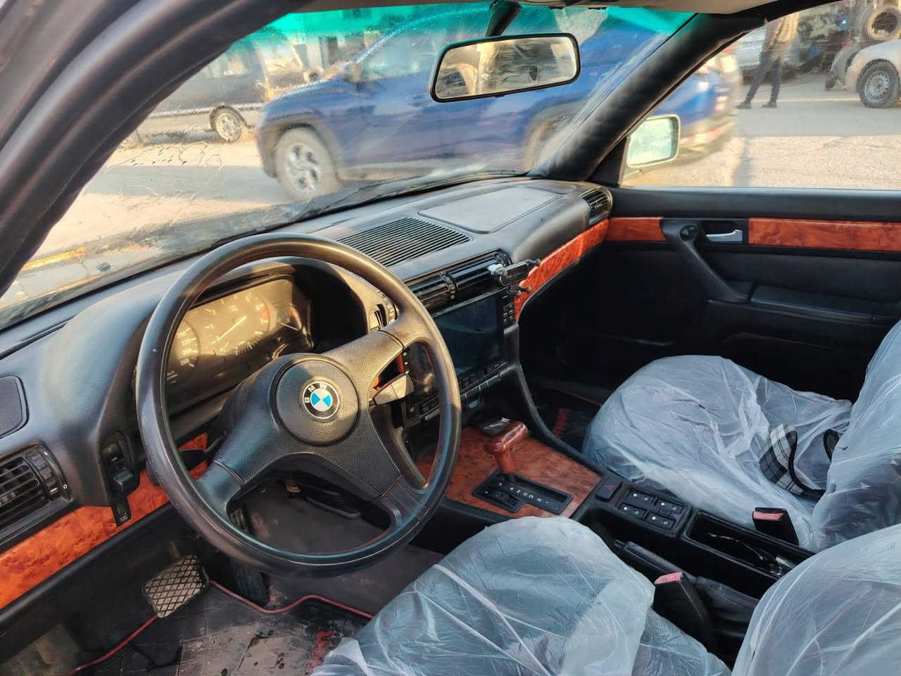 السلام عليك شباب
سياره كله معمره جديد من دواخل من كشر من حداديه
صبغه جديد مكينه كير جدد
كلشي بيه جديد شغل وتطلع 
موديل 1990
مداور ثاني يوم 
سنويه صاقطه ب 2023
بس تبريد ميشتغل 
السعر 53وبيه مجال 

للتواصل ***********
