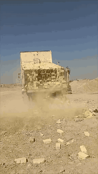 تم تخفيض اسعار الطابوق احسن من الايام السابقه ماعليك بس تتصل 078015995...