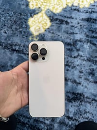 ايفون 16 برو ماكس نضافه 100‎%‎ بطاريه 100‎%‎  كامل ملحقاته وياه سعره م...