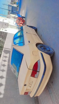 سياره • ديوانيه حي العسكري • للبيع