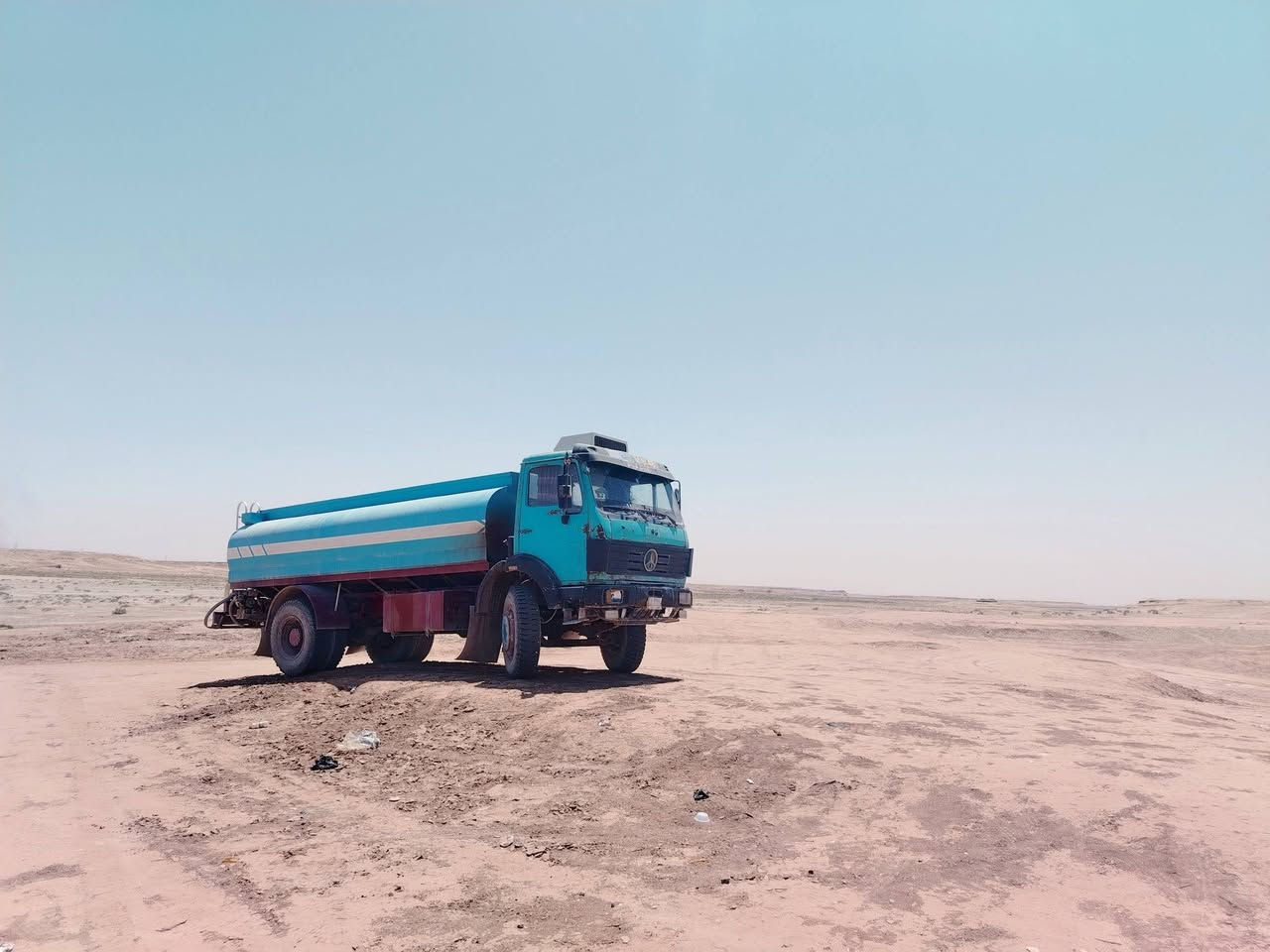 البي 75للبيع او مراوس ب قجمه مكينه 28.. كير 25 اكسن جي اف شاصي مكفول تخم تاير رقم الماني مداور ثاني يوم تنكر جديد مغلون ابو ال 4 الاستفسار ***********
