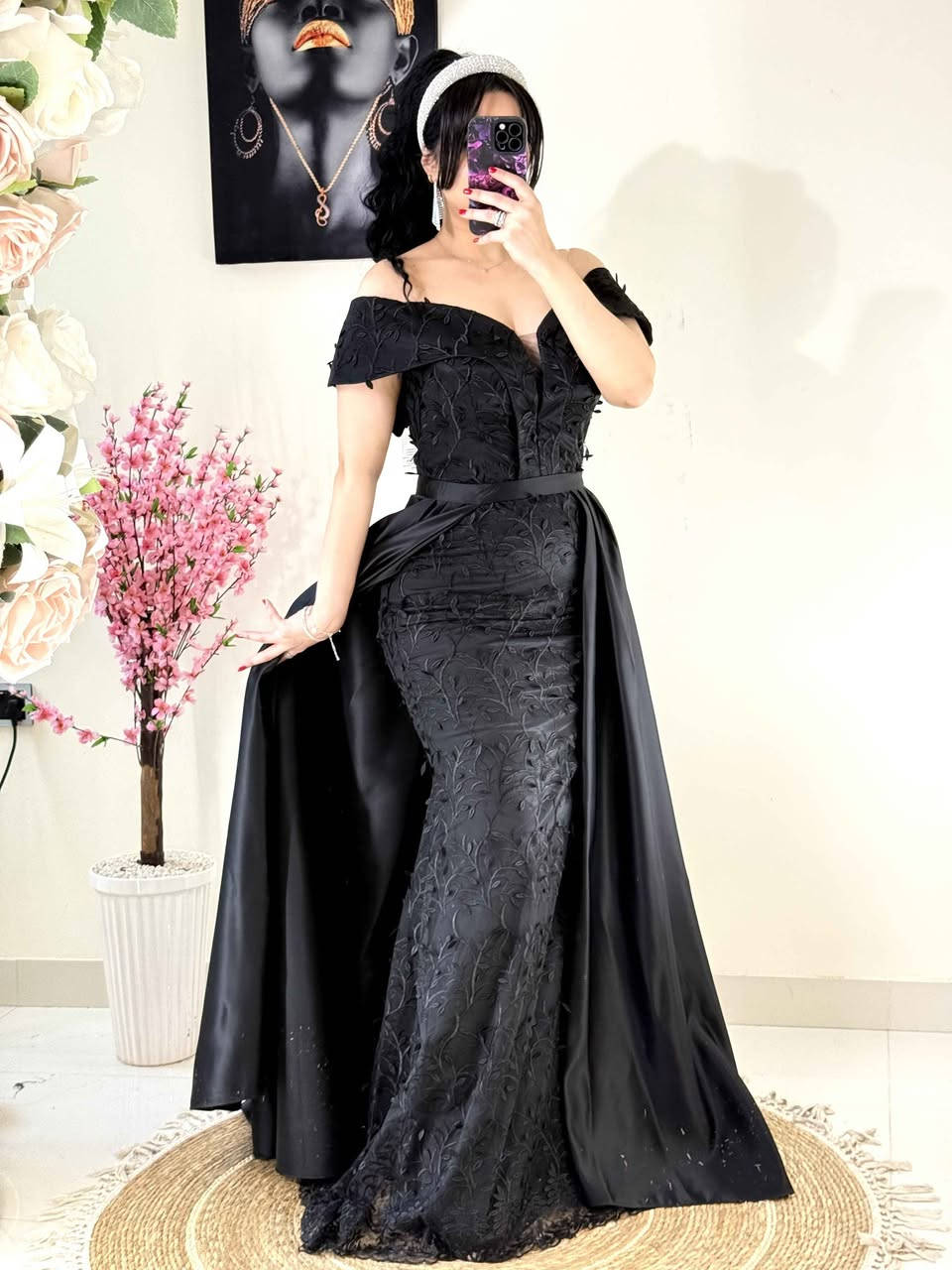 تخفيضات قطع محدوده ماكو مثل هيج جمال ودلال اكثر بعد لحكن عليهن قبل نفاذ الكميه محدوده شرط الفحص امام المندوب اذا مو نفس الصورة واحله يرجع بيد المندوب 💯✅✅والي تاخذ اكثر من قطعه توصيل مجاني مده توصيل 24 ساعه فقط __________________________________💞
#فساتين #فساتين_سهره #فساتين_فخمه #فساتين_ناعمه #فساتين_مناسبات مشاهير_العراق متابعه_اكسبلور_مشاركة السليمانية, العراق


**إذا كنت صاحب هذا الإعلان وتريد حذفه لأي سبب، رجاءا أرسل رسالة إلى الدعم الفني**