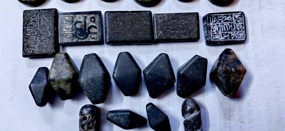 السلام عليكم
عباس أباد أفغاني قديم جملة ومفرد
سعر قطعة ٢٥ جملة على ٢٠
سعر نهائي تواصل واتس إب أو اتصال ***********
