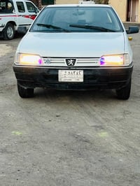 بيجو راوئ موديل 2009رقم بغداد مشروع وطني سياره مكفوله ضربه وصبغ وتبديل...