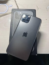 آيفون ١١ برو • ٦٤ • بطارية ٧٢%