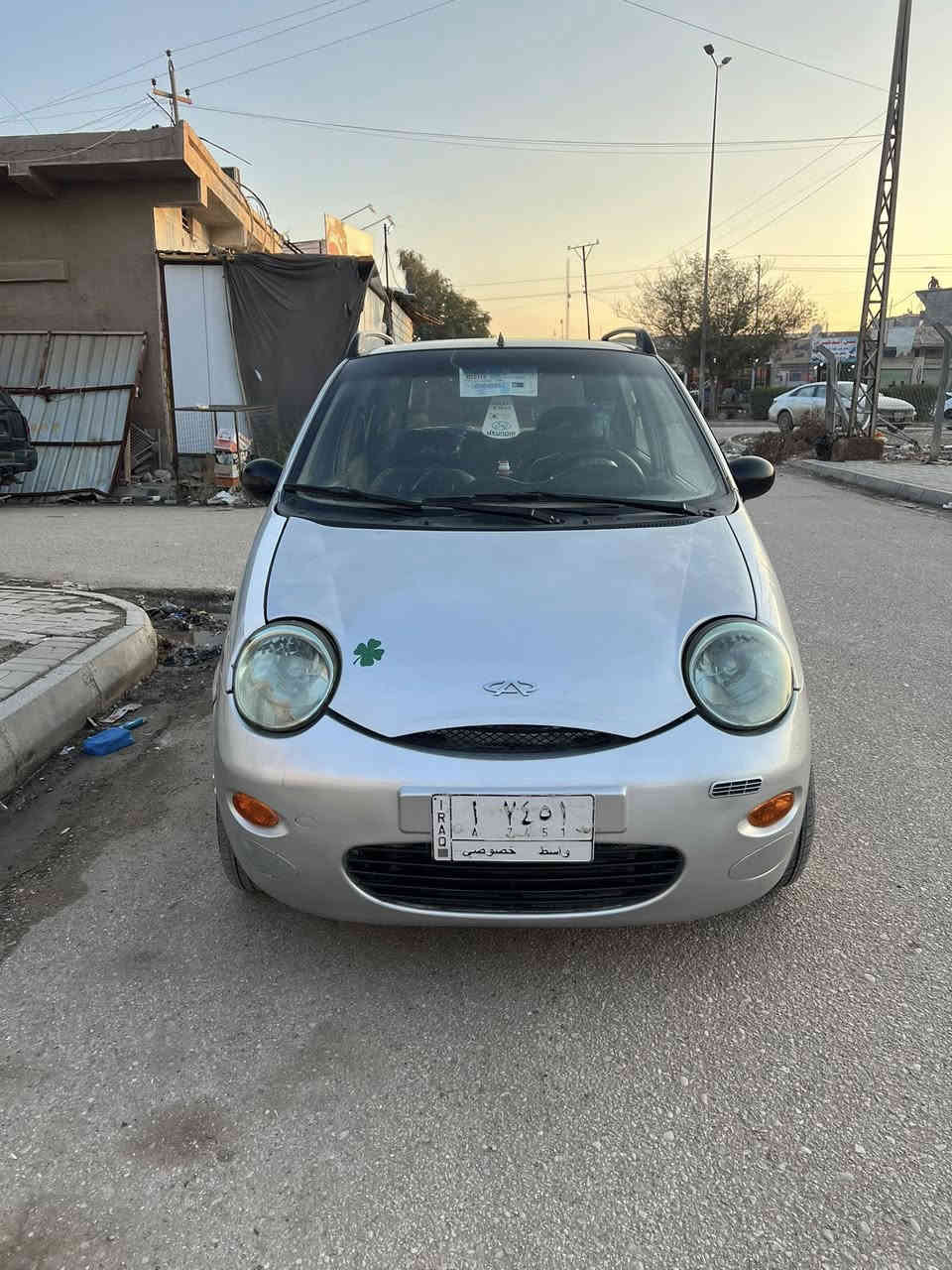 سلام عليــكم 🙋‍♂️
شيري صالون كيو للبيع موديل ٢٠١١ مكينه وكير خير من الله 
صدرها حداديتها كله جديد كهربائيات كلها شغاله كير اوتو 
تخم تايرات نضيفات كشرها حلو لا ضربه لا تبديل لا خياس 
رقم واسط تحويل مباشر ثاني يوم شوكت ما يعجبك  سعرها 27 وبيها مجال للطيبين العنوان واسط قضاء العزيزيه 
رقم الهاتف *********** بي واتساب خاص مفتوح 🔓
