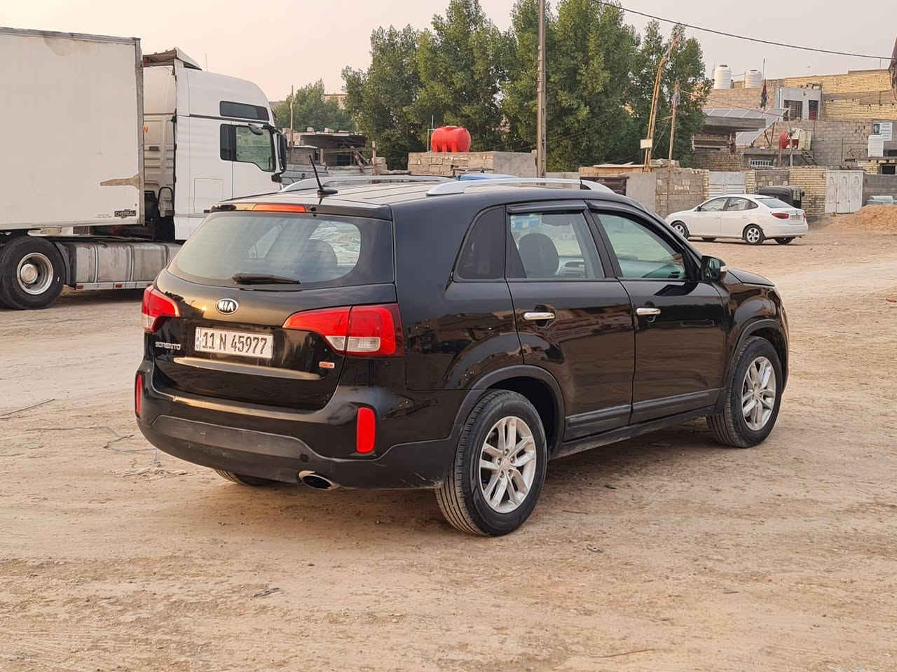 مراوس وية دورنكو جيب جارجر انطي فرق عندي سورنتو ٢٠١٥ بغداد بأسمي
***********  فرقي نقد  بيهة كم قطعة رش للجمالية بدون حادث 
***********  مكاني بغداد 

سيارة جديدة وجاهزه من كلشي  مكينة ٤ سلندر
