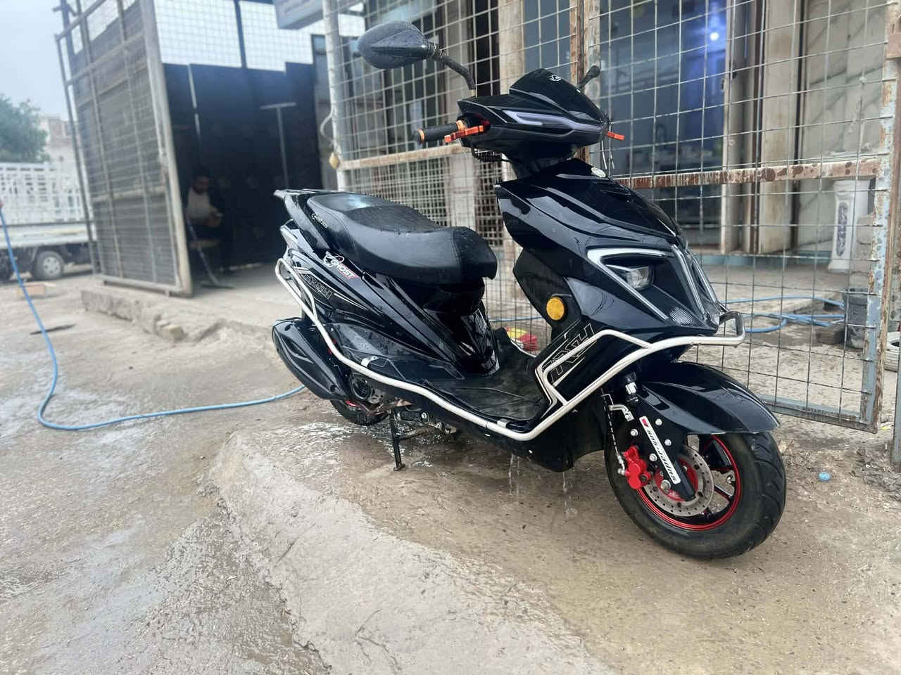 دراجه سكنز كفاله عامه سعر ٦٥٠ رقم صاحبه  *********** المكان حله دبله
