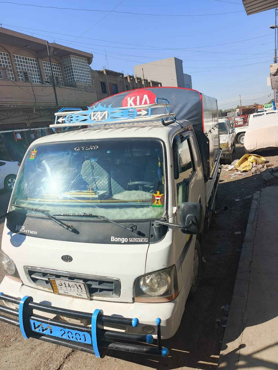 السلام عليكم عندي كيا ام عيون للبيع موديل 2001رقم بغداد صبغ عام اثر شضايه تحرير مكينه كير نضاف خير من الله الشرعي بلموصل تحويل فقط مكان السياره موصل ايسر اتصال على الارقام ***********//////***********
