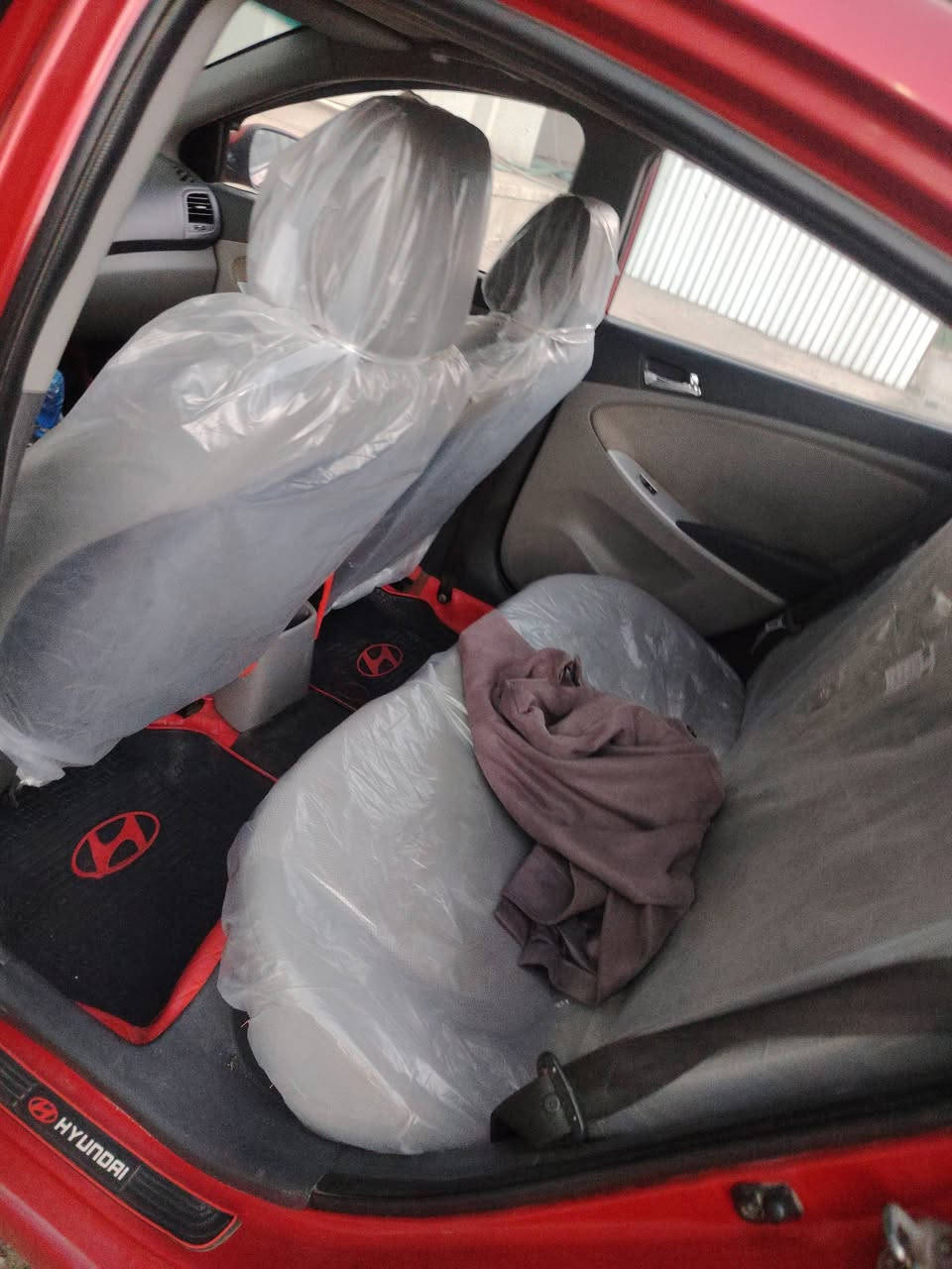 السلام عليكم اكسنت موديل 2015 خليجي
لل استفسار *********** واتساب موجود الخاص هم مفتوح
